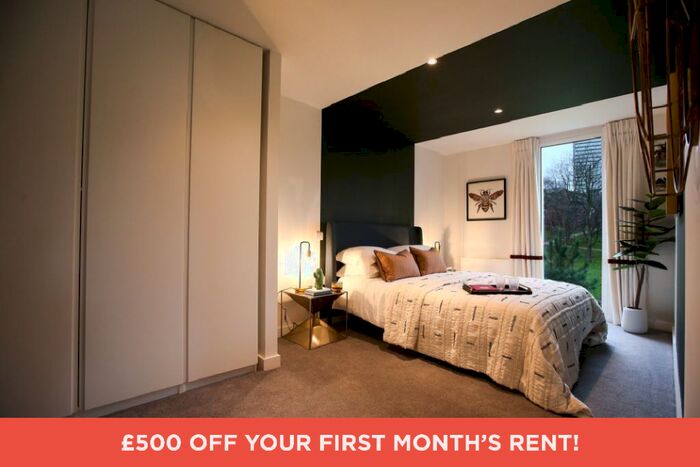 3 Bedroom Apartment To Rent In Meadowside, Aspin Lane, Manchester, M4