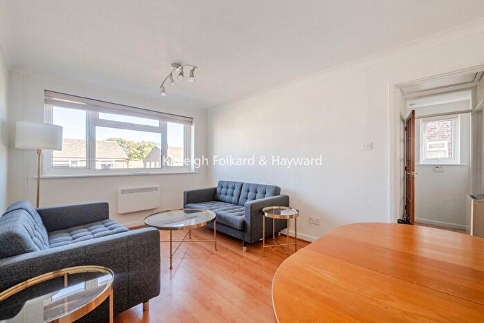 2 Bedroom Maisonette To Rent In Wellbrook Road, Orpington, Kent, BR6