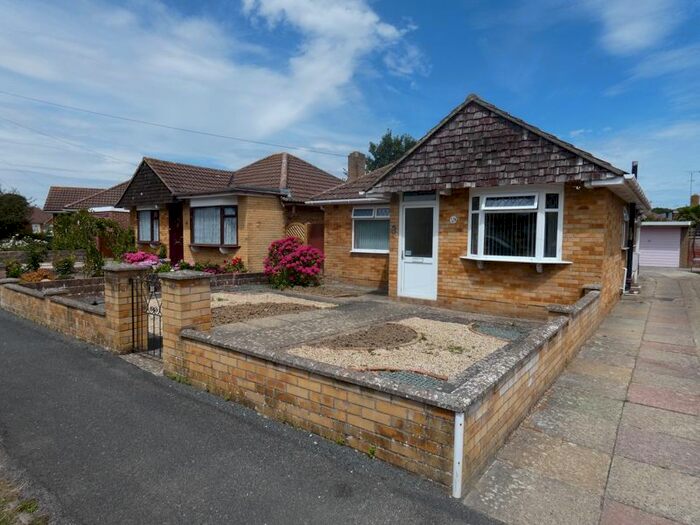 2 Bedroom Detached Bungalow To Rent In Harold Road, Stubbington, Fareham PO14