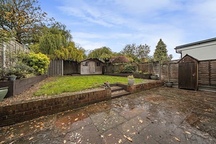 2 Bedroom Semi-Detached Bungalow For Sale In May Road, Dartford, DA2