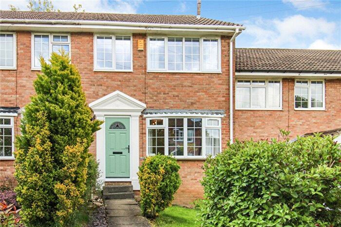 3 Bedroom Terraced House For Sale In Aire Grove, Yeadon, Leeds, West Yorkshire, LS19