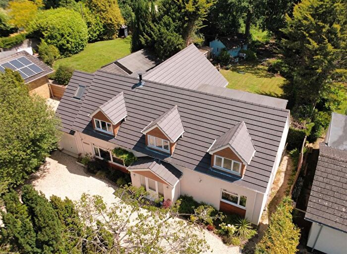 5 Bedroom Bungalow For Sale In Broadlayings, Woolton Hill, RG20