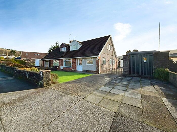 4 Bedroom Semi Detached Bungalow For Sale In Kingrosia Park, Clydach, Swansea, SA6