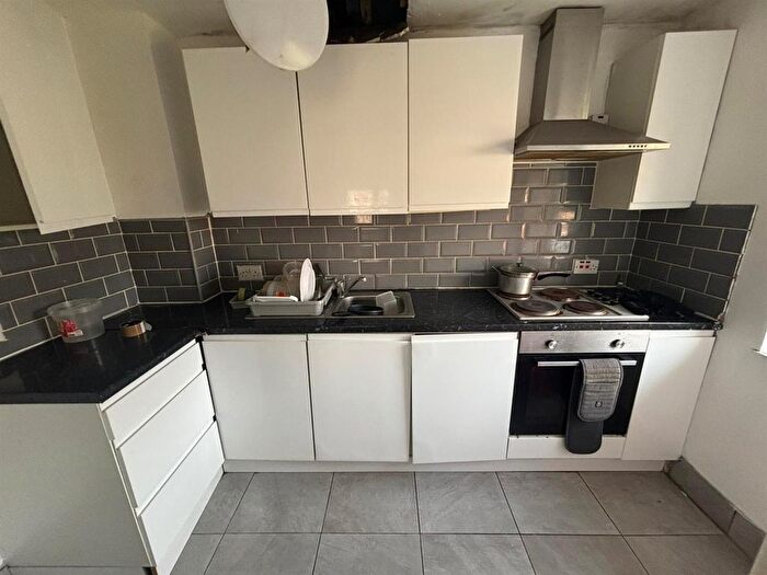 Studio To Rent In Aaron Manby Court, High Street, Princes End, DY4