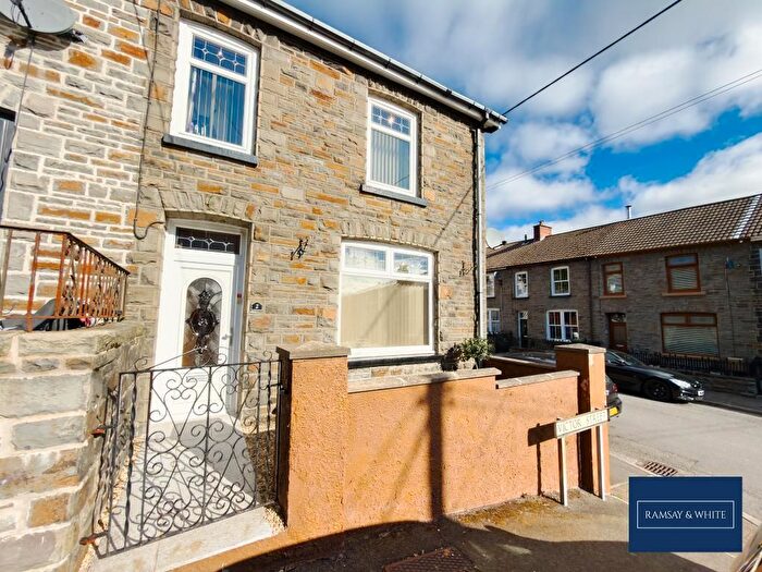 3 Bedroom End Of Terrace House For Sale In Victor Street, Mountain Ash, CF45