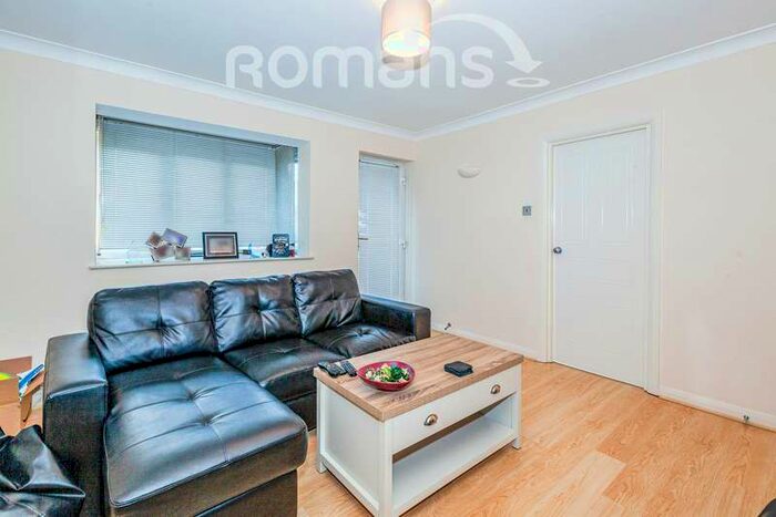 1 Bedroom Apartment To Rent In Imperial Court, SL4