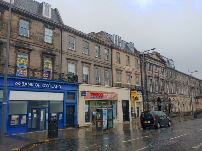 5 Bedroom Flat To Rent In Picardy Place, City Centre, Edinburgh, EH1