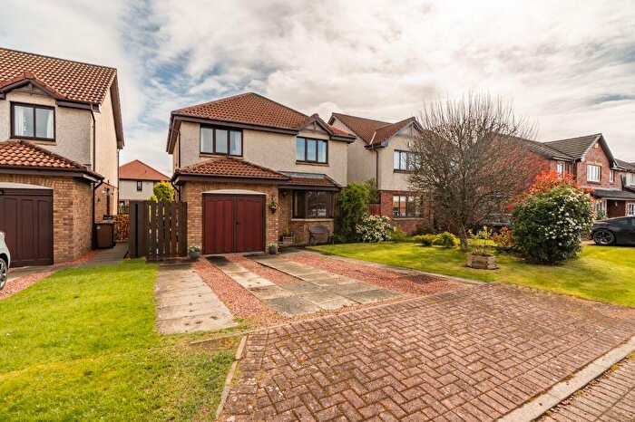 4 Bedroom Detached Villa For Sale In Glendinning Drive, Kirkliston, EH29