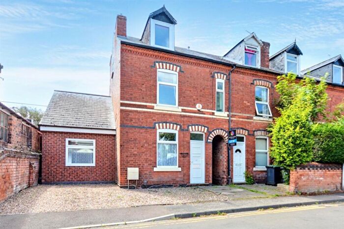 7 Bedroom End Of Terrace House For Sale In Derby Street, Beeston, Nottingham, NG9