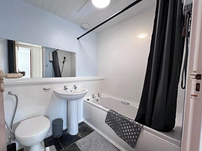 2 Bedroom Flat To Rent In The Chare, Newcastle Upon Tyne, NE1