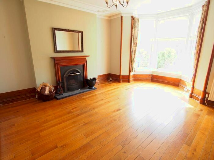 5 Bedroom Detached House To Rent In Abergeldie Road, Aberdeen, AB10