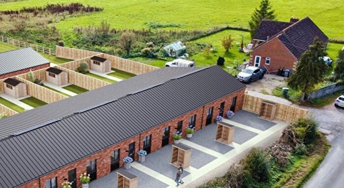 3 Bedroom Barn Conversion For Sale In Capps Lane, Heywood, Westbury, BA13