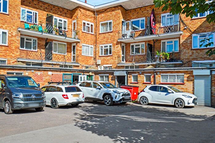 1 Bedroom Flat For Sale In Newtown Road, Bedworth, CV12
