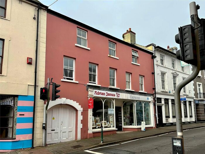 1 Bedroom Flat To Rent In Flat, Main Street, Pembroke, Sir Benfro, SA71