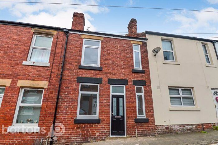 2 Bedroom Terraced House To Rent In Wheatcroft Road, Rawmarsh, S62