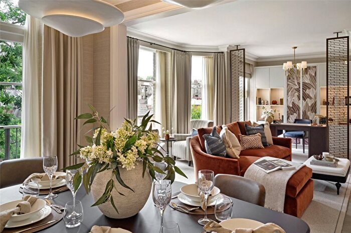 2 Bedroom Flat For Sale In Allen House, Allen Street, London, W8