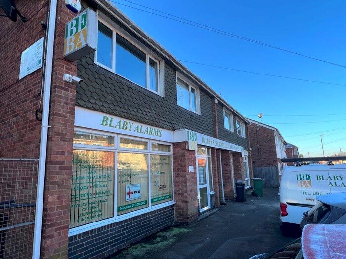 2 Bedroom Flat To Rent In Waterloo Crescent, Wigston, LE18