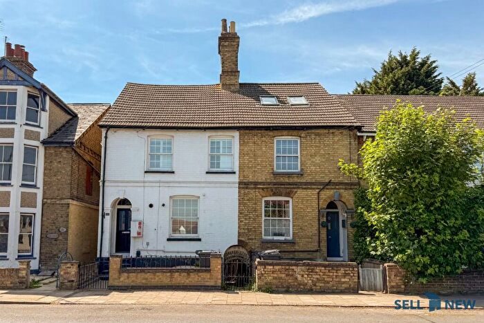 4 Bedroom Semi-Detached House For Sale In **Four Bedroom, Four Storey Sq Ft Victorian Home** Ermine Street, Huntingdon, Cambridgeshire, PE29