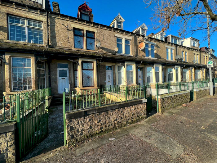4 Bedroom Terraced House To Rent In Killinghall Road, Bradford, West Yorkshire, BD3