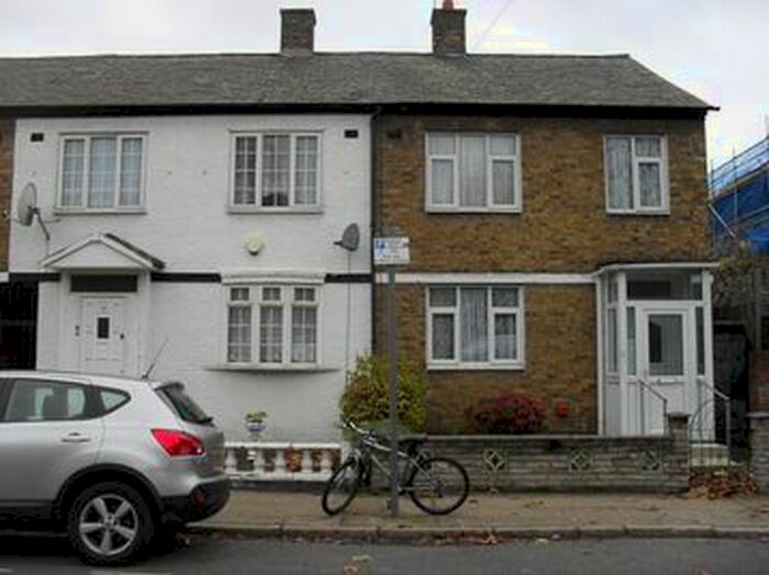 6 Bedroom Terraced House To Rent In Ellerton Road, Becontree RM9