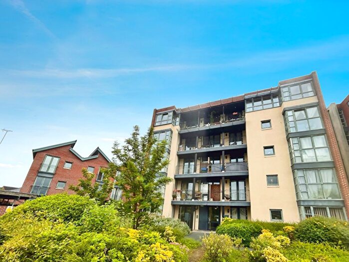 1 Bedroom Flat To Rent In Copper Place, Fallowfield, Manchester, M14