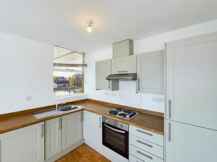 2 Bedroom Flat To Rent In Franklyn Court, Edinburgh Place, Cheltenham, GL51