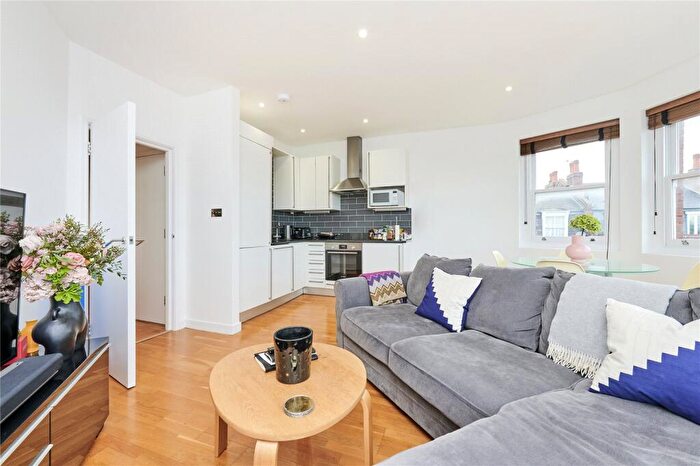 2 Bedroom Flat To Rent In Hampstead High Street, Hampstead, NW3