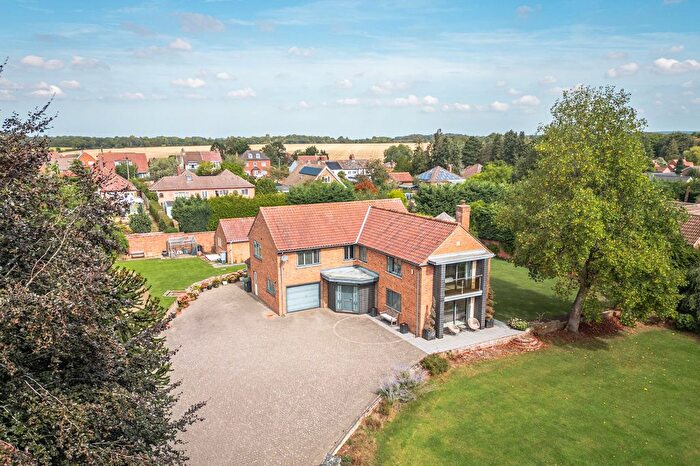 4 Bedroom Detached House For Sale In Heath Way, Fakenham, NR21