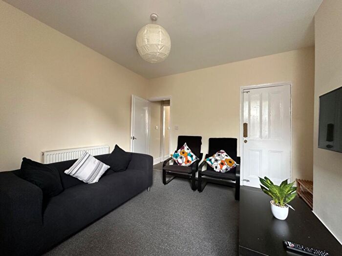 3 Bedroom House To Rent In Neill Road, Sheffield, S11