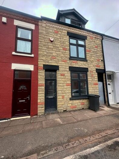 1 Bedroom Flat To Rent In Thurlby Road, Leicester, LE5
