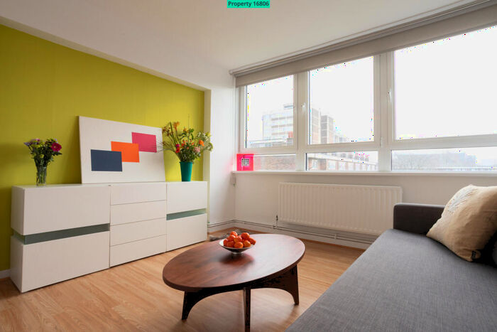 2 Bedroom Flat To Rent In Cherbury Court, St. John's Estate, London, N1