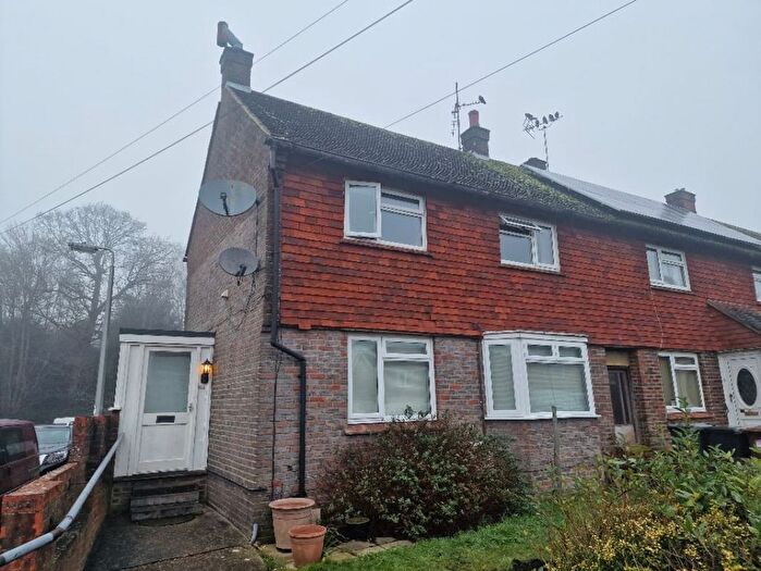2 Bedroom Terraced House To Rent In The Drive, Uckfield, TN22
