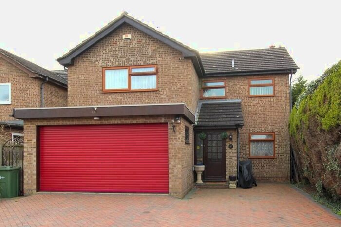 4 Bedroom Detached House For Sale In London Road, Sandy, SG19