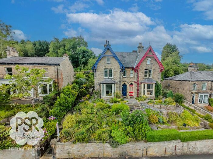 5 Bedroom Semi-Detached House For Sale In Spring Bank, New Mills, SK22