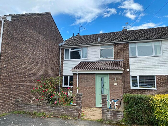3 Bedroom House To Rent In Addison Close, Romsey, SO51