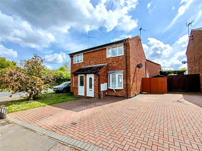 2 Bedroom Semi Detached House To Rent In Hawkshead Way, Peterborough, Cambridgeshire, PE4