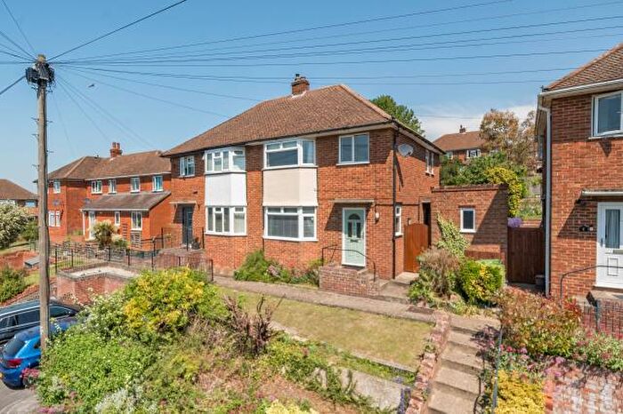 3 Bedroom Semi-Detached House For Sale In Hunt Road, High Wycombe, HP13