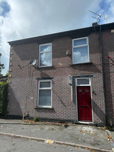 3 Bedroom Terraced House To Rent In Ivy Street, Blackburn, Lancashire, BB2