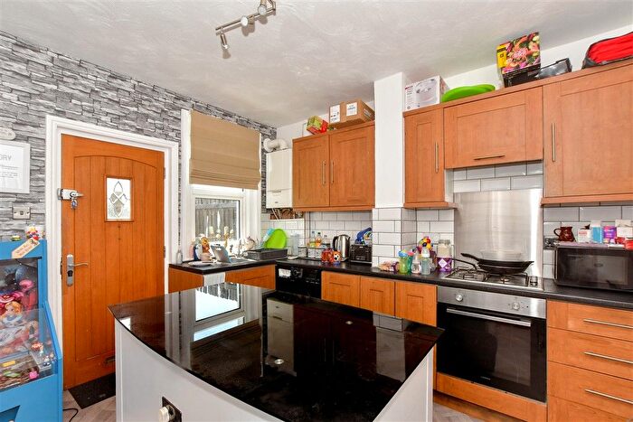 2 Bedroom End Of Terrace House For Sale In Sheppey Street, Bluetown, Sheerness, Kent, ME12