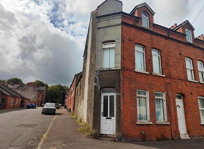 4 Bedroom End Of Terrace House For Sale In Ainsworth Street, Belfast, BT13