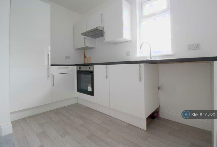 1 Bedroom Flat To Rent In Chislehurst, Chislehurst, BR7