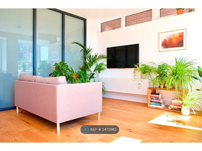 1 Bedroom Flat To Rent In Green Dragon House, Croydon, CR0