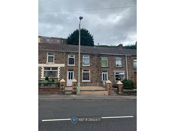 3 Bedroom Terraced House To Rent In Oxford St, Bridgend, CF32