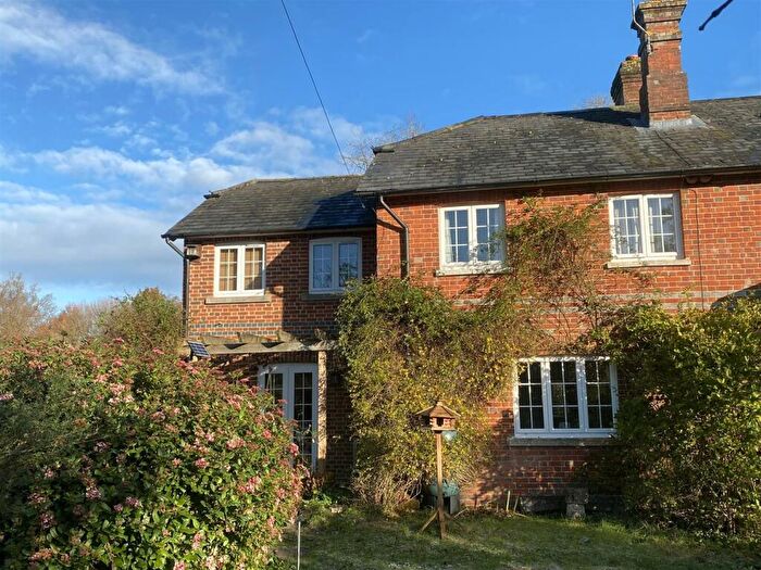 4 Bedroom End Of Terrace House For Sale In The Avenue, East Tytherley, Salisbury, SP5