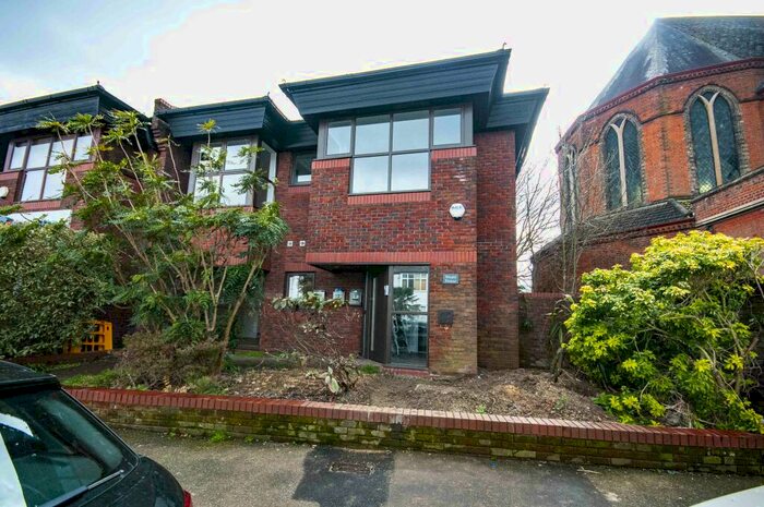 2 Bedroom Apartment To Rent In Flat, Weald House, A Southlands Road, Bromley, BR2