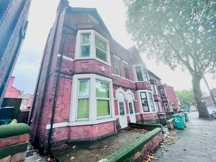 8 Bedroom House To Rent In Lenton Boulevard, Nottingham, NG7