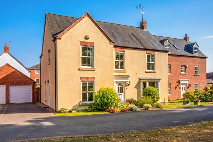 4 Bedroom Detached House For Sale In Marsh Lane, Stratford-upon-Avon, CV37