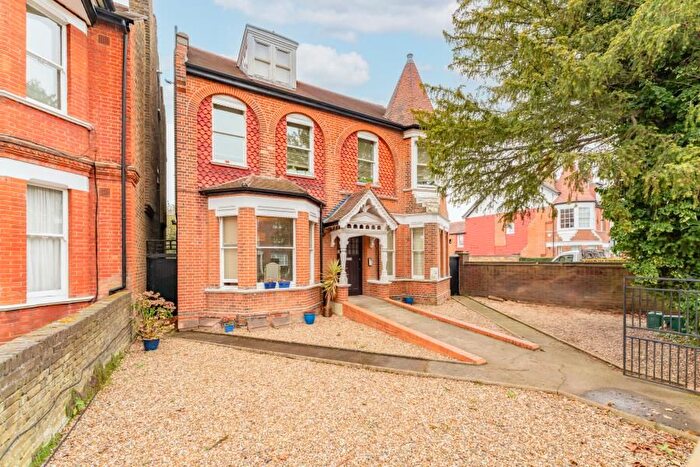 1 Bedroom Flat To Rent In Woodville Gardens, London, W5