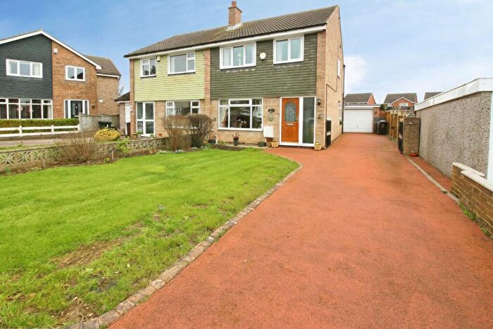 3 Bedroom Semi-Detached House For Sale In Windsor Green, Garforth Leeds, LS25