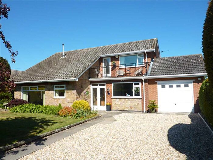 3 Bedroom Detached House For Sale In Wendover Lane, Humberston, Grimsby, DN36